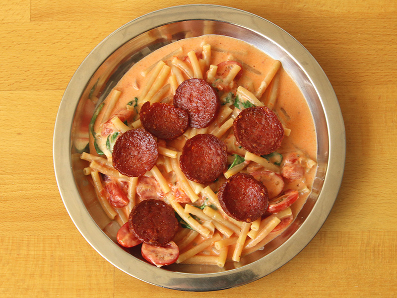 Rigatoni mit Chorizo als One Pot.
