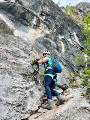 Bild 1 von Sabine zu Edelrid - Women's Jayne Kit III - Klettersteigset