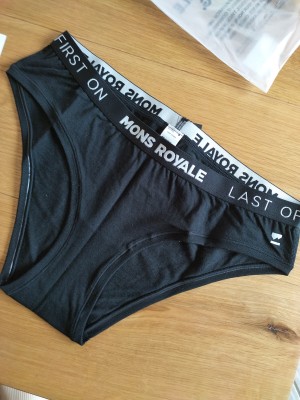 Bild 1 von Angela zu Mons Royale - Women's Folo Brief - Merinounterwäsche