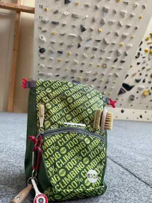 Bild 1 von Christoph zu Moon Climbing - Bouldering Chalk Bag