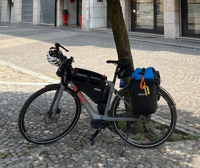 Bild 1 von Françoise zu Ortlieb - Frame-Pack Rolltop 4 - Fahrradtasche