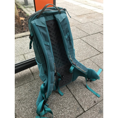 Bild 4 von Christin zu Patagonia - Nine Trails Pack 20 - Wanderrucksack