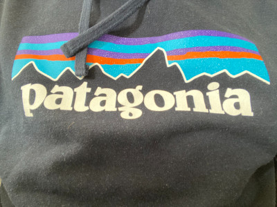 Bild 1 von Magnus zu Patagonia - P-6 Logo Uprisal Hoody - Hoodie