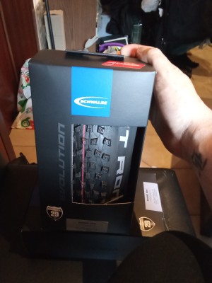 Bild 1 von Sven zu Schwalbe - Rocket Ron Evo 29'' (54-622) Super Ground FB TLE - Fahrradreifen